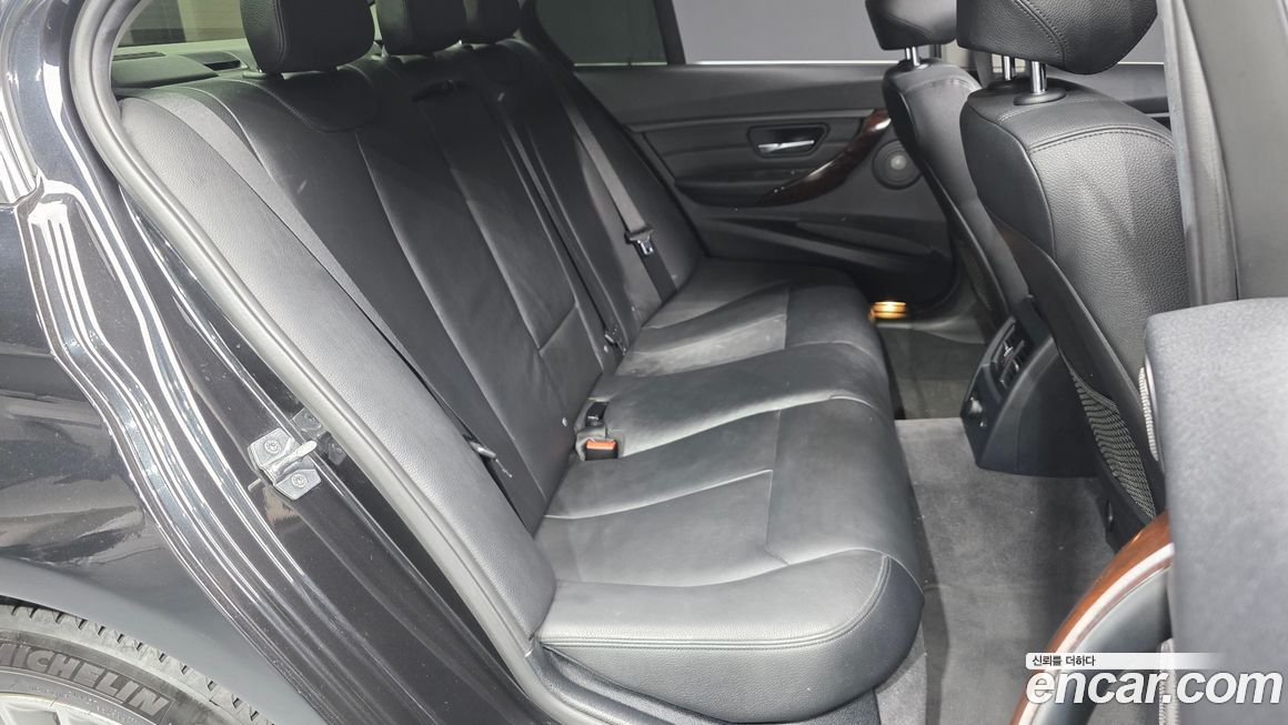 BMW 3-Series 2015