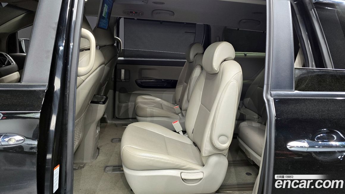 Kia Canival 2015
