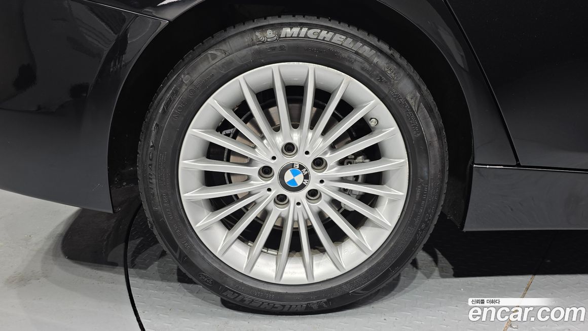 BMW 3-Series 2015