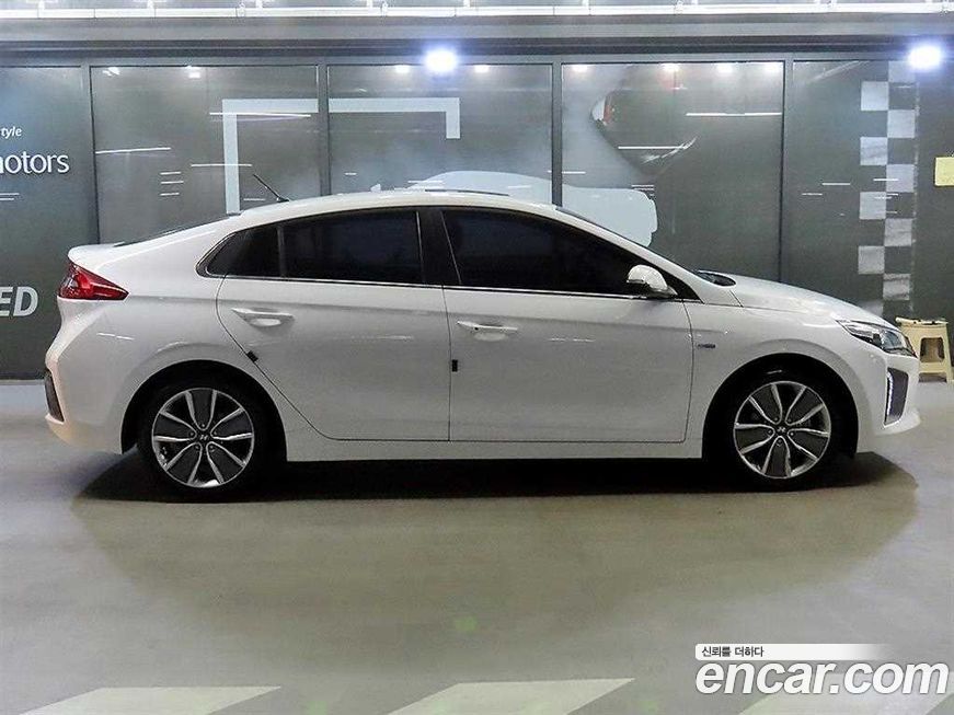 Hyundai Ioniq 2017