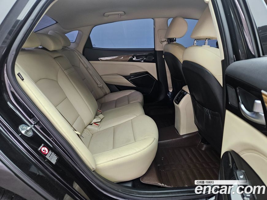 Kia K7 2016