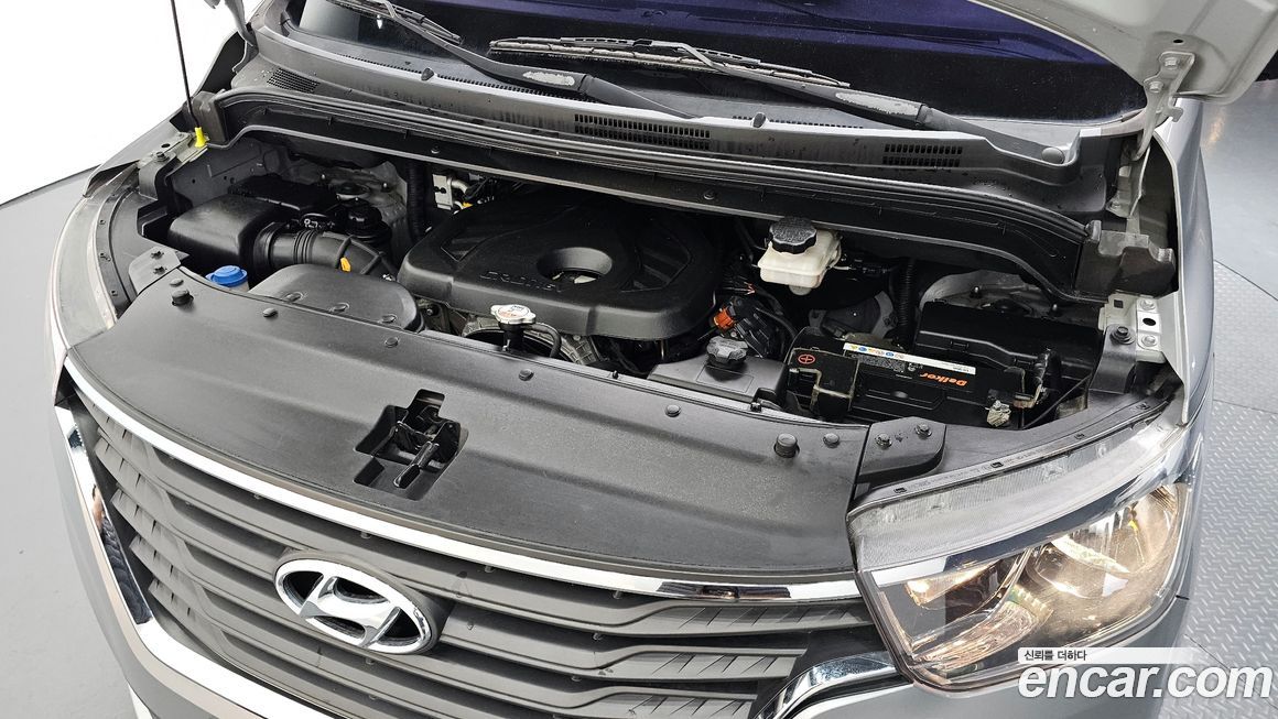 Hyundai Starex 2019
