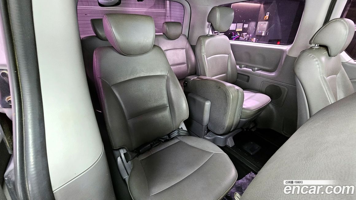 Hyundai Starex 2018