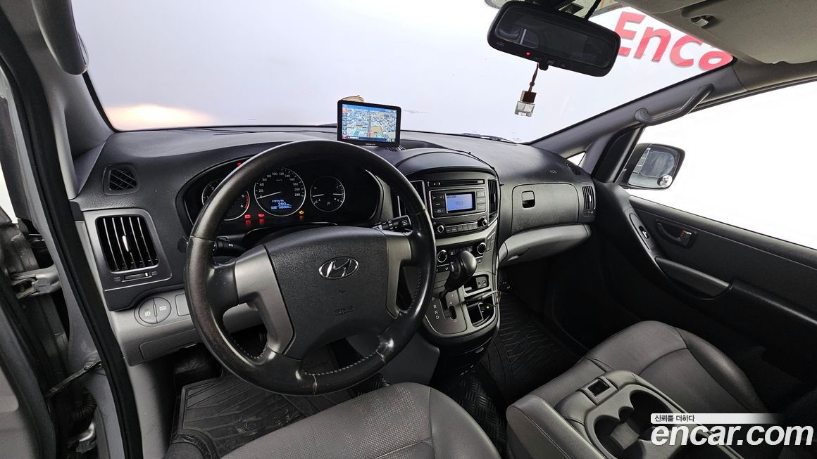 Hyundai Starex 2019