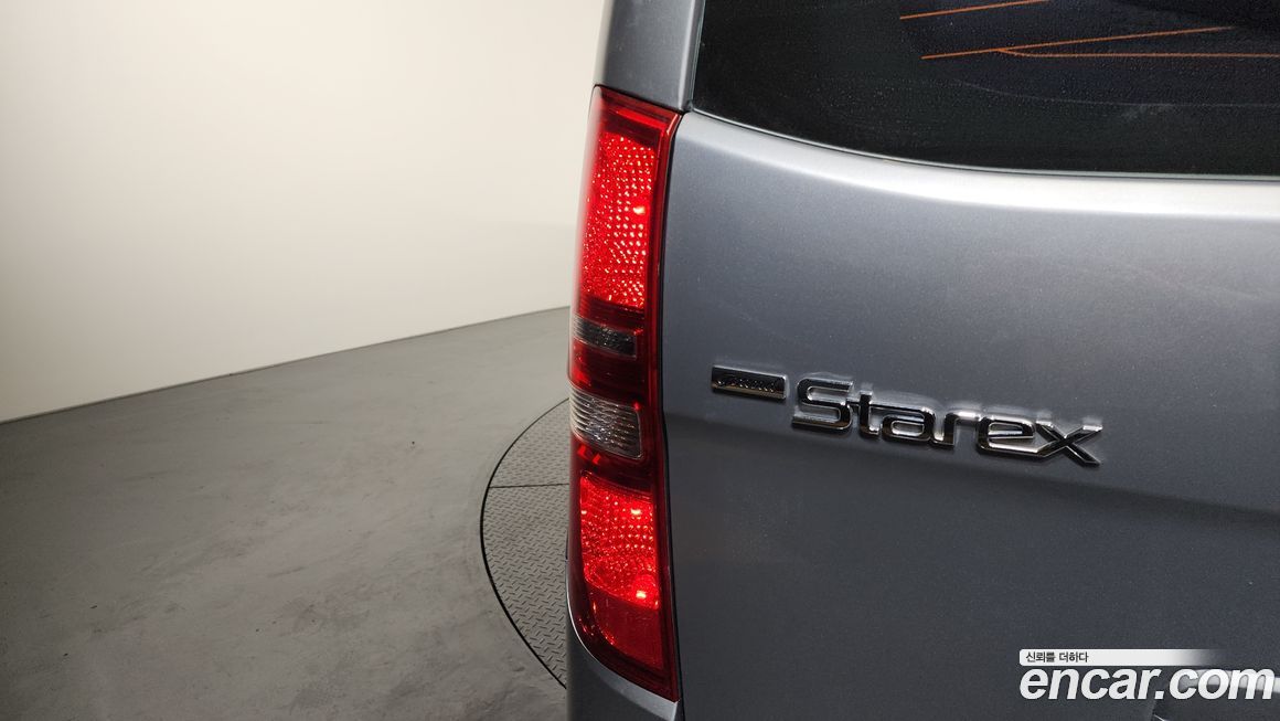 Hyundai Starex 2018
