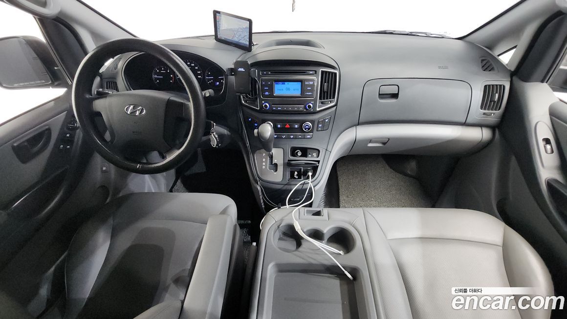 Hyundai Starex 2018