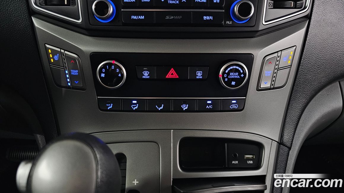 Hyundai Starex 2018