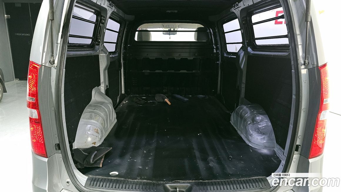 Hyundai Starex 2019