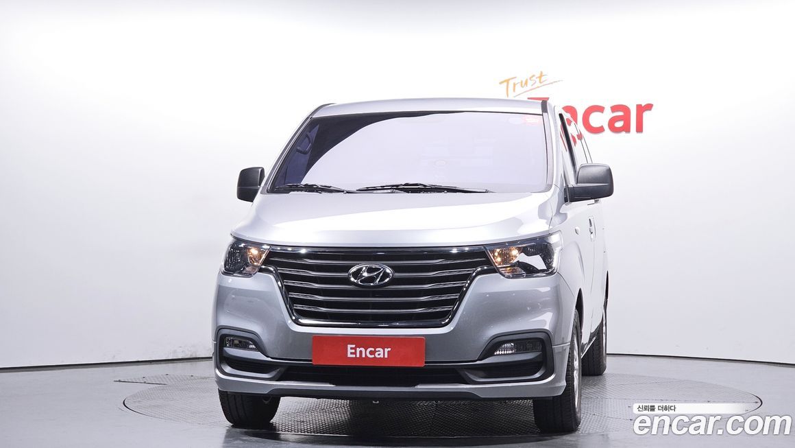 Hyundai Starex 2019