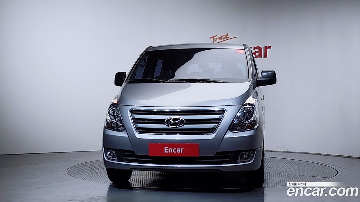 Hyundai Starex 2018