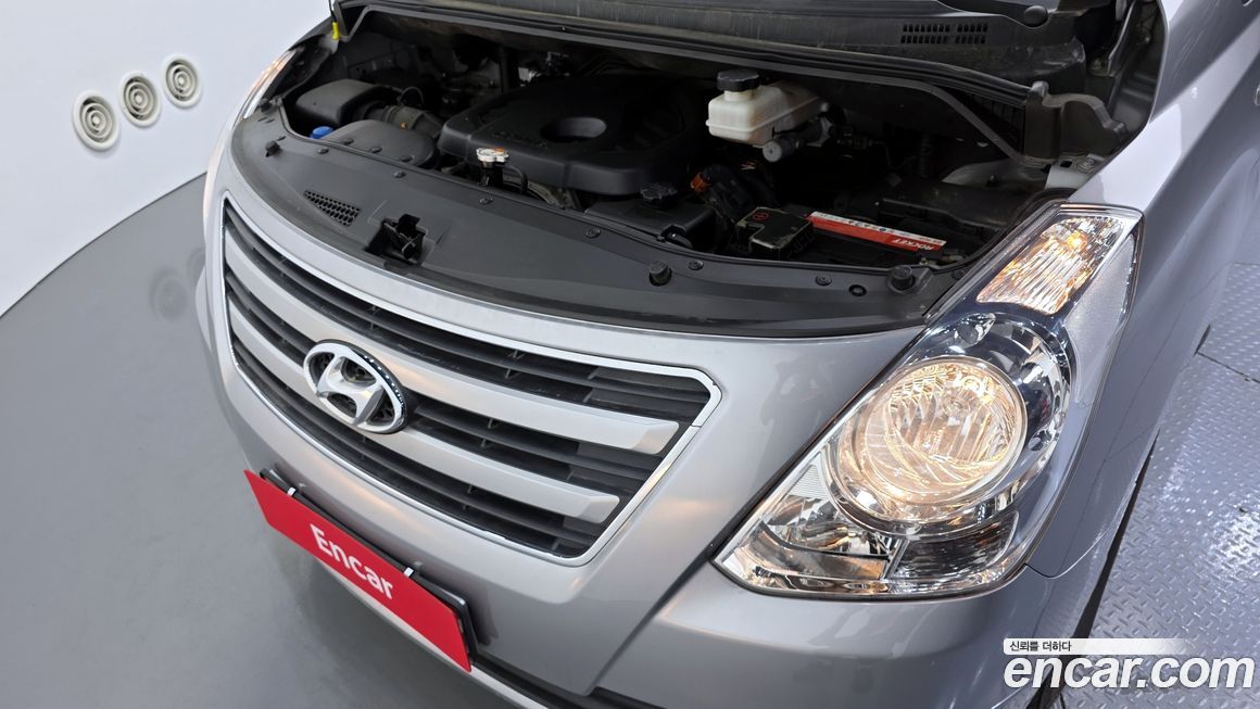 Hyundai Starex 2018