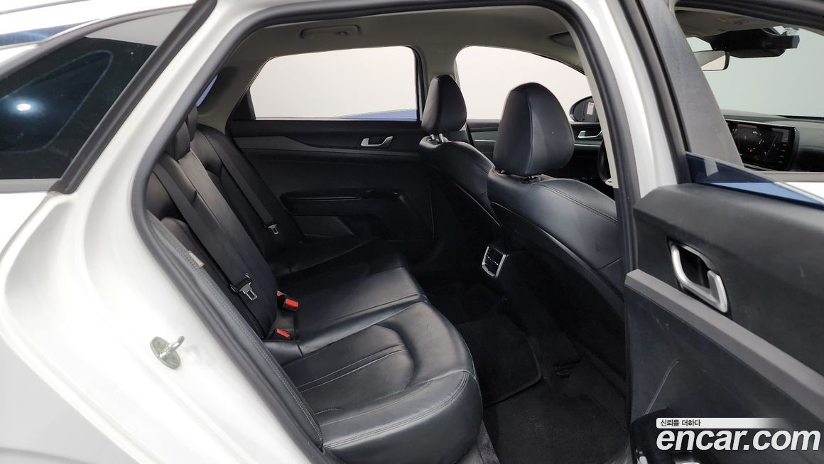 Kia K5 2021