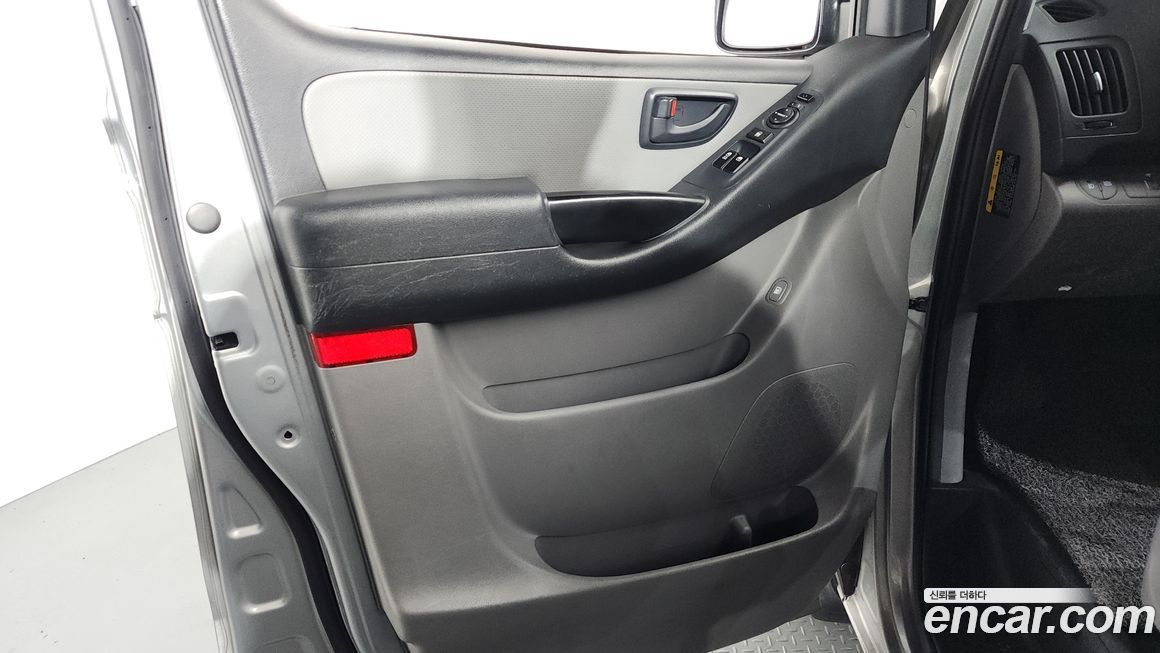 Hyundai Starex 2018