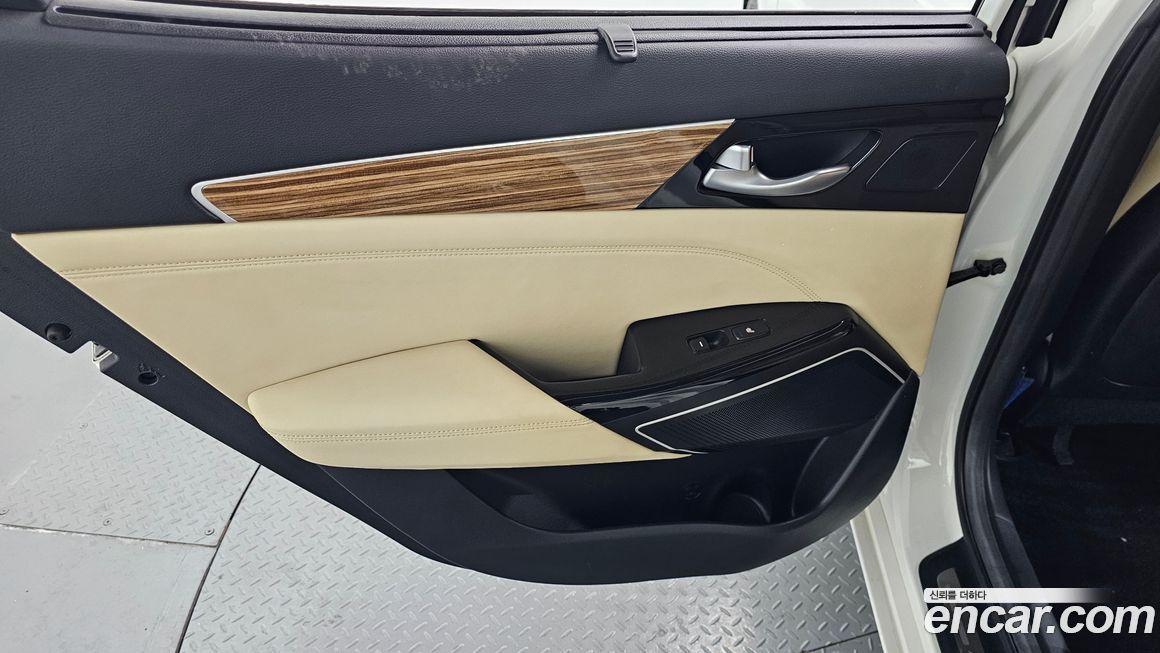 Kia K7 2016