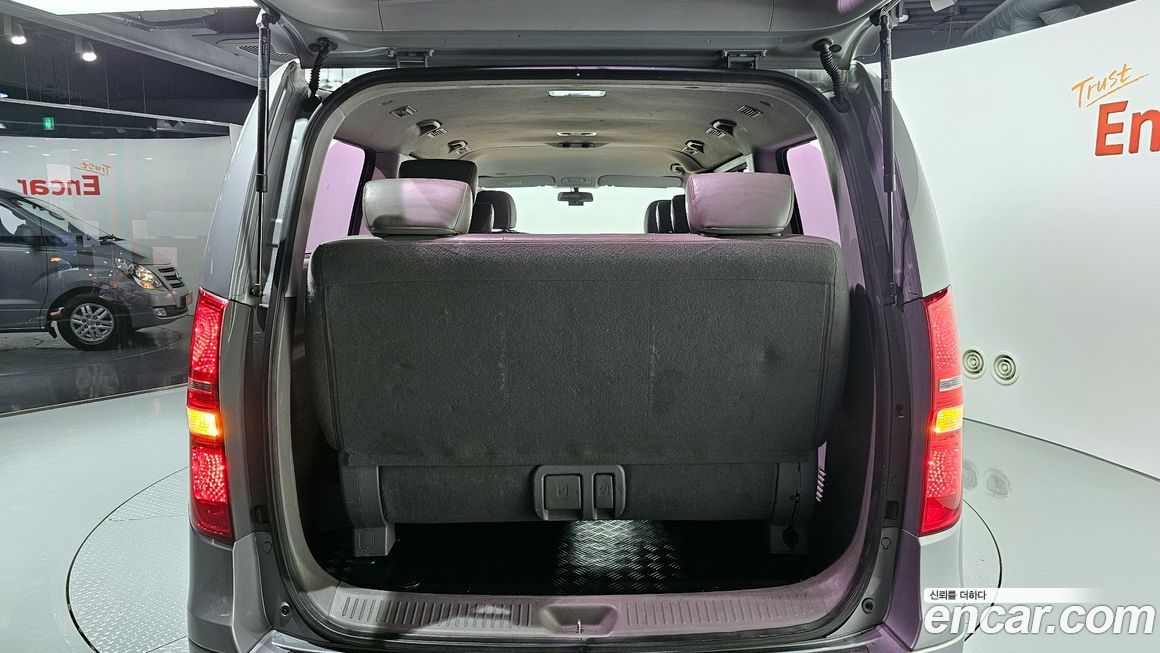 Hyundai Starex 2018