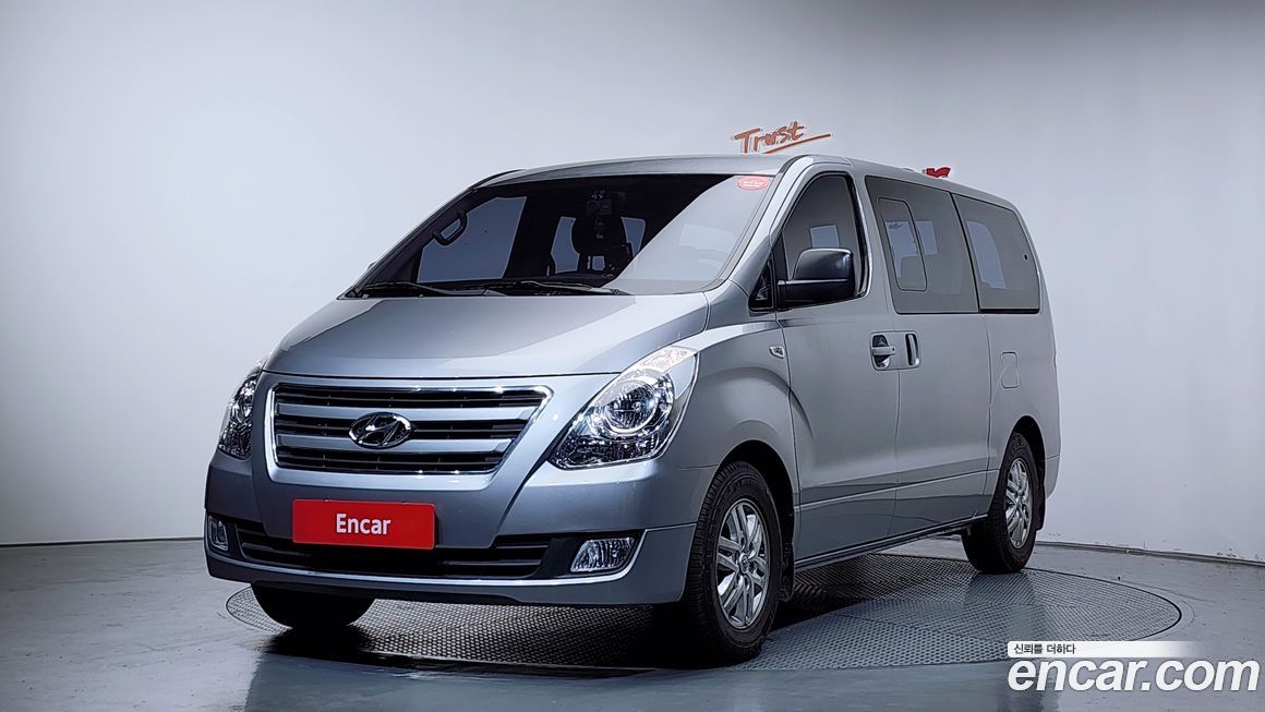 Hyundai Starex 2018