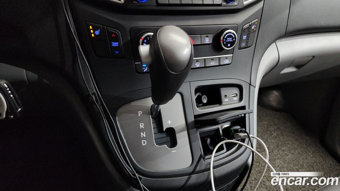 Hyundai Starex 2018