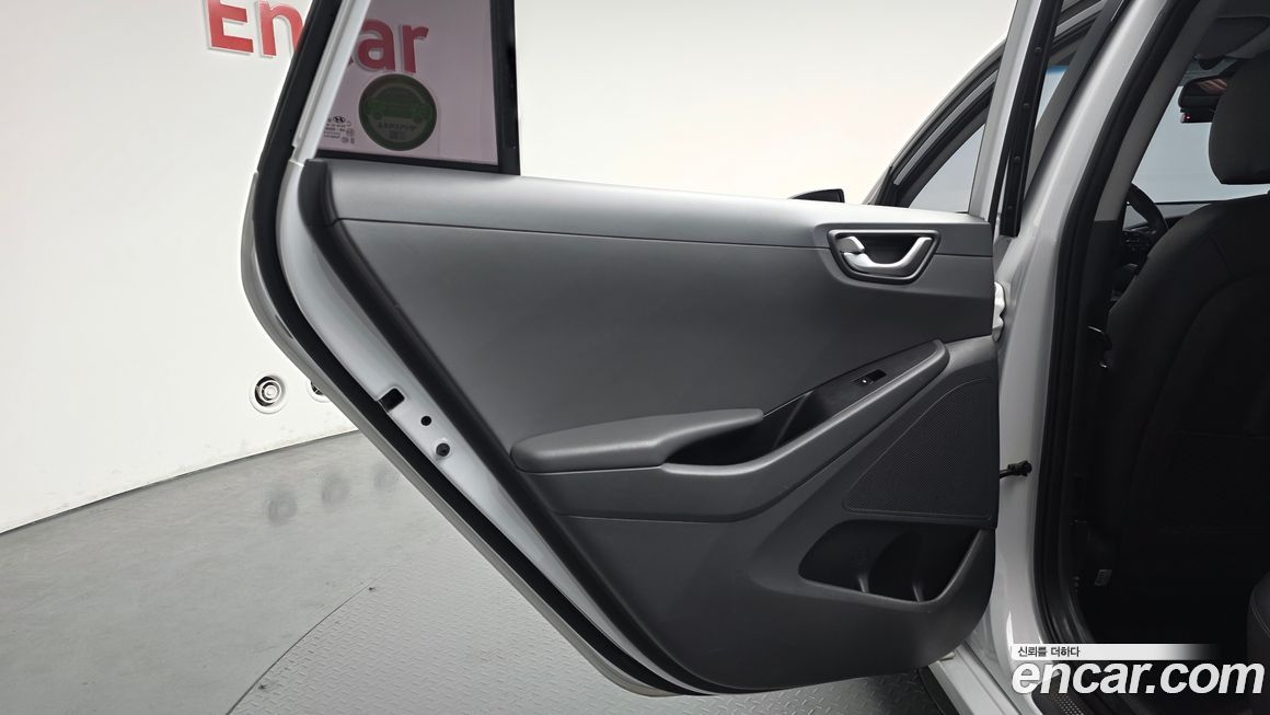 Hyundai Ioniq 2017