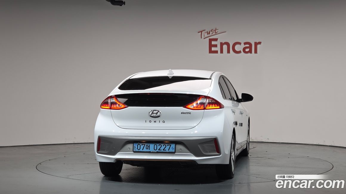 Hyundai Ioniq 2017