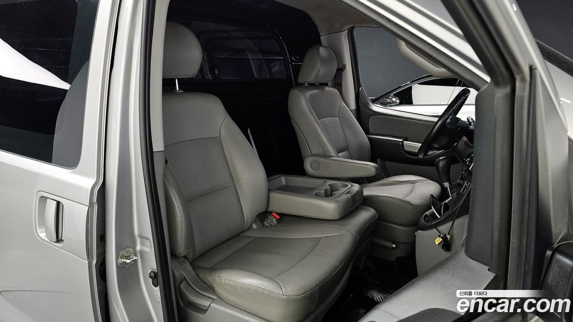 Hyundai Starex 2019