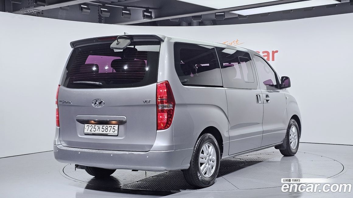 Hyundai Starex 2018