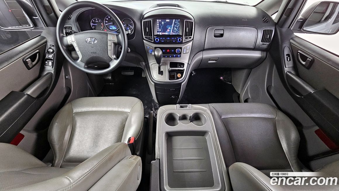 Hyundai Starex 2018