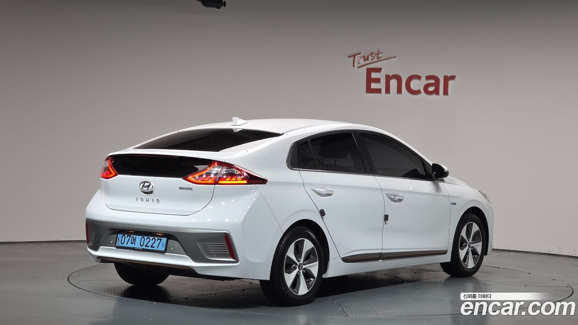 Hyundai Ioniq 2017