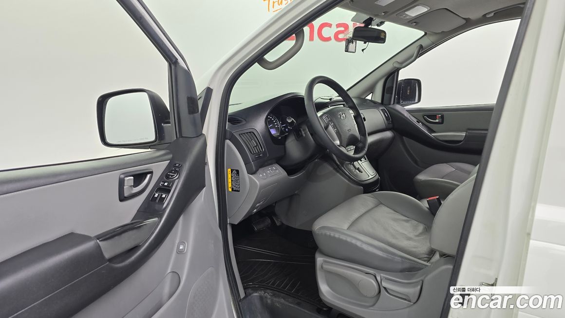Hyundai Starex 2019