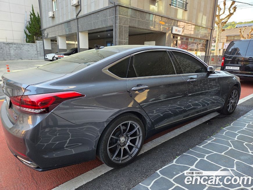 Genesis G80 2016