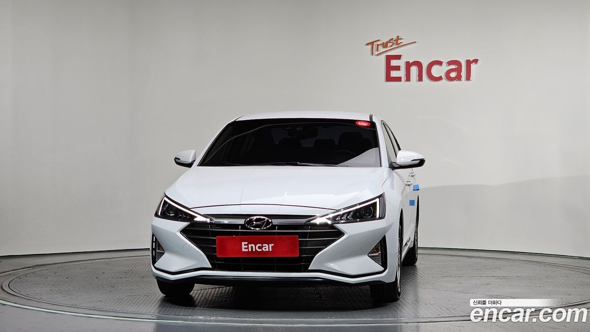 Hyundai AVANTE 2019