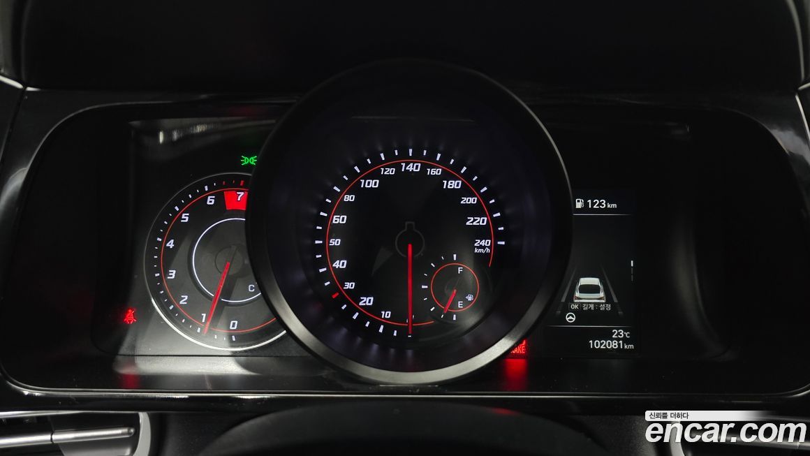 Hyundai AVANTE 2022