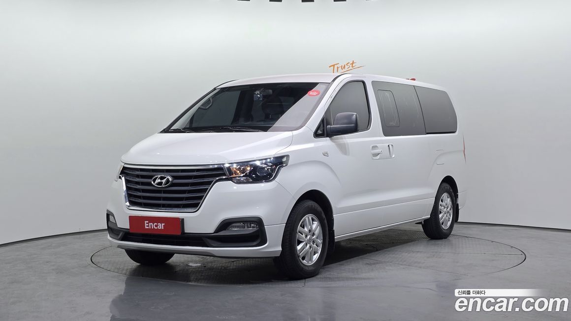 Hyundai Starex 2019