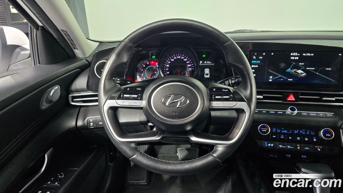 Hyundai AVANTE 2022