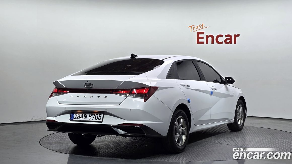 Hyundai AVANTE 2022
