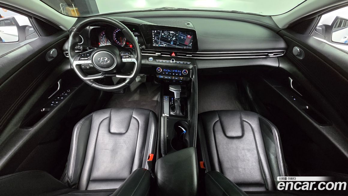 Hyundai AVANTE 2022