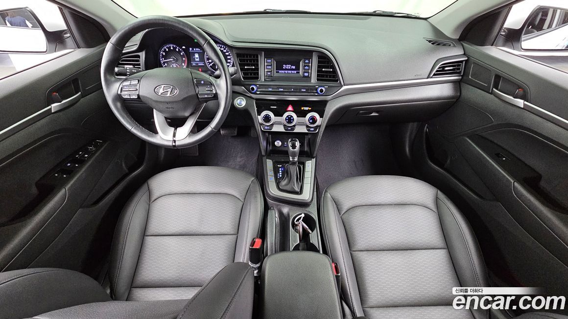 Hyundai AVANTE 2019