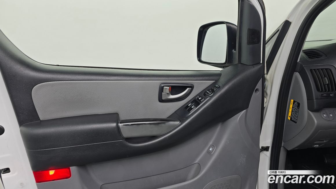 Hyundai Starex 2019