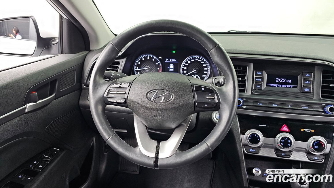 Hyundai AVANTE 2019