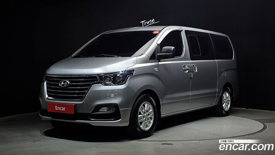 Hyundai Starex 2019