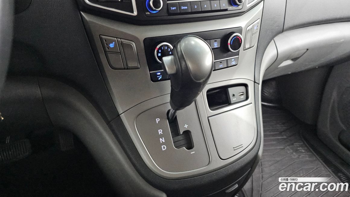 Hyundai Starex 2019