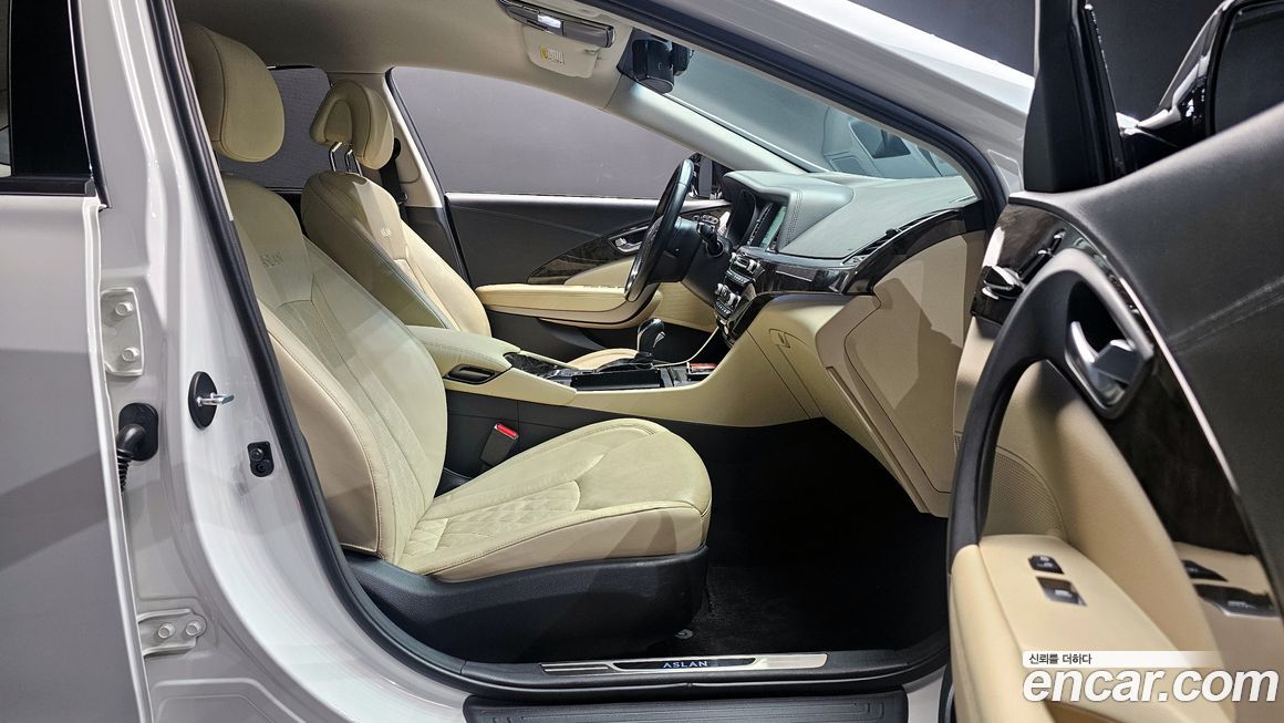 Hyundai Aslan 2015