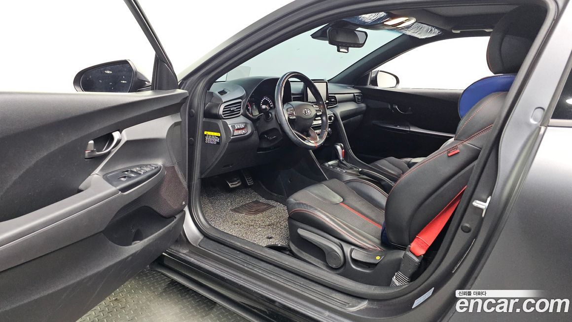 Hyundai Veloster 2018