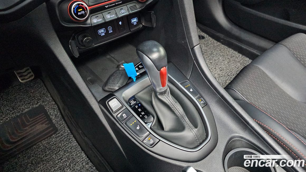 Hyundai Veloster 2018
