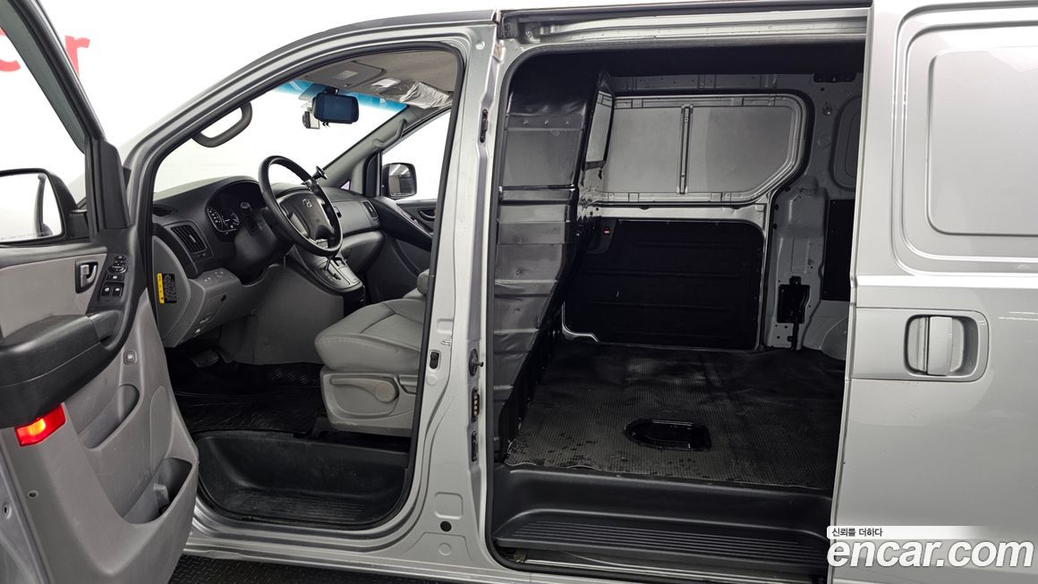 Hyundai Starex 2019