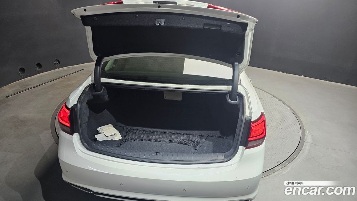 Hyundai Aslan 2015
