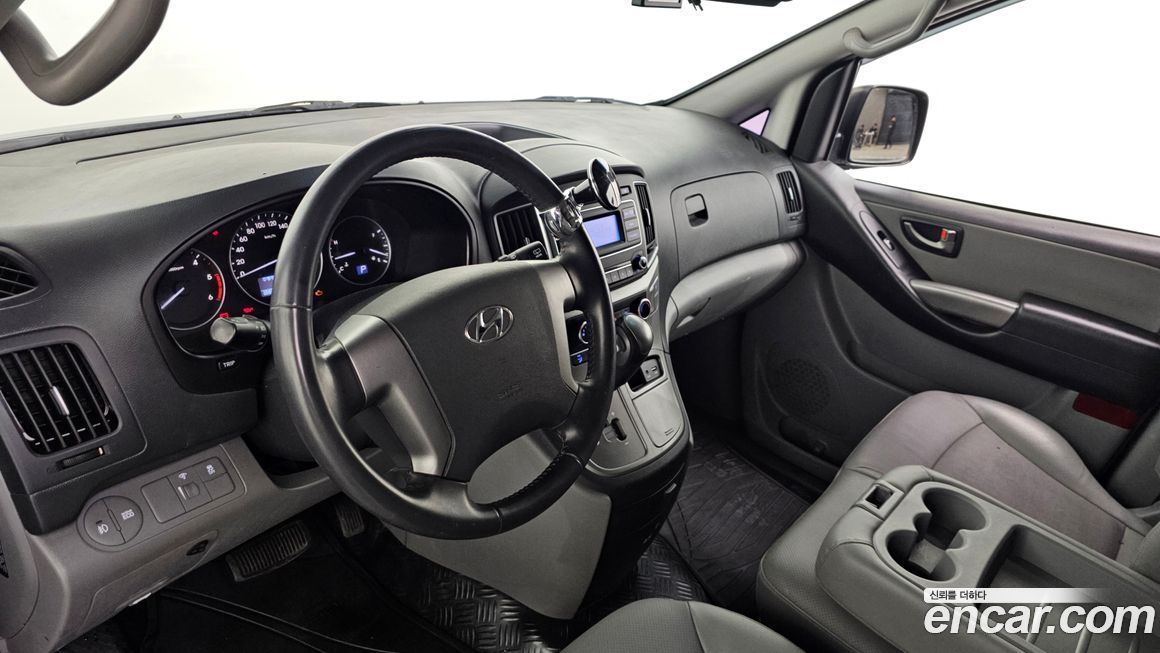 Hyundai Starex 2019