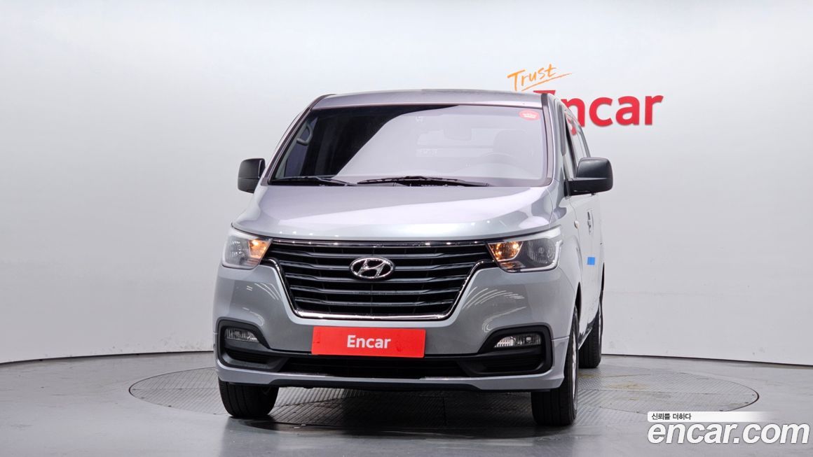 Hyundai Starex 2019