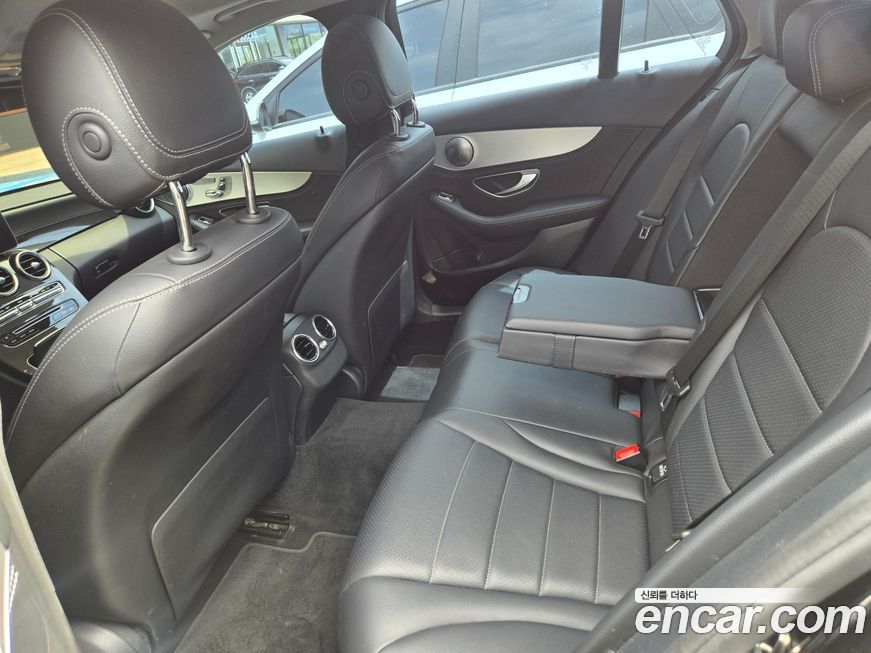 Mercedes-Benz C-Class 2016