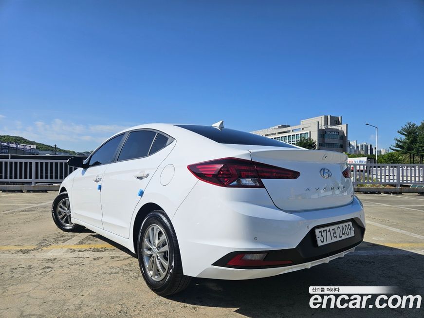 Hyundai AVANTE 2020