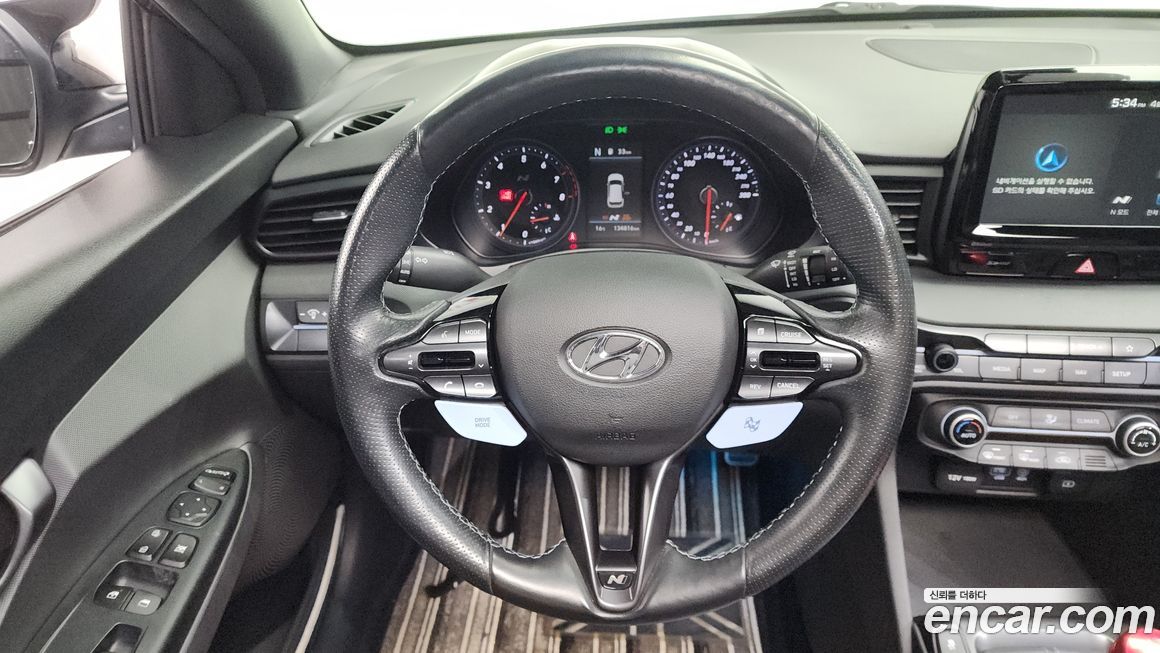 Hyundai Veloster 2019